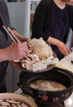 ２種類の「味噌鍋」味比べ