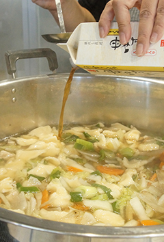 さつまのだんご鍋“お先に頂きました”